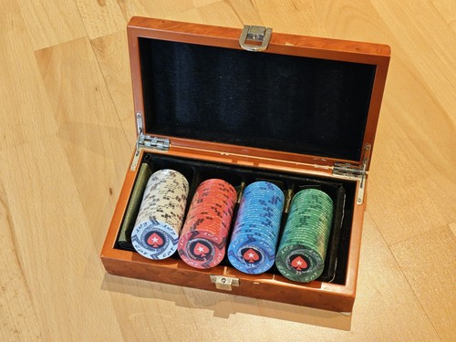 100 profi poker - poker,